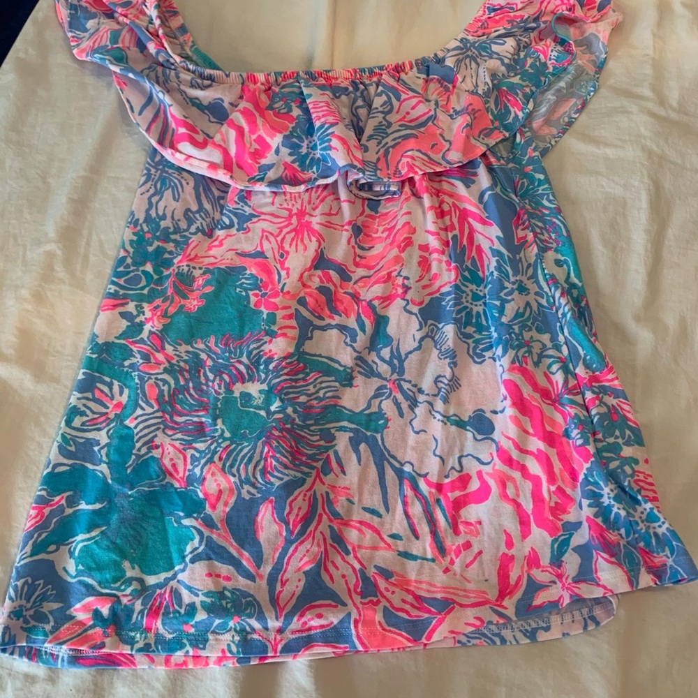 Small NWOT Lilly Pulitzer off-the-shoulder top